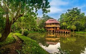 Kingfisher Ecolodge